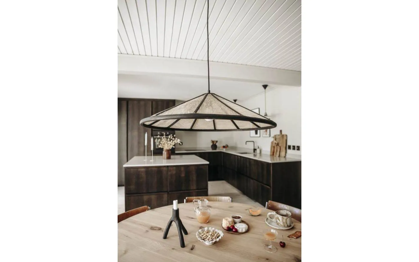 Akira Taklampa 70cm Svart/Natur