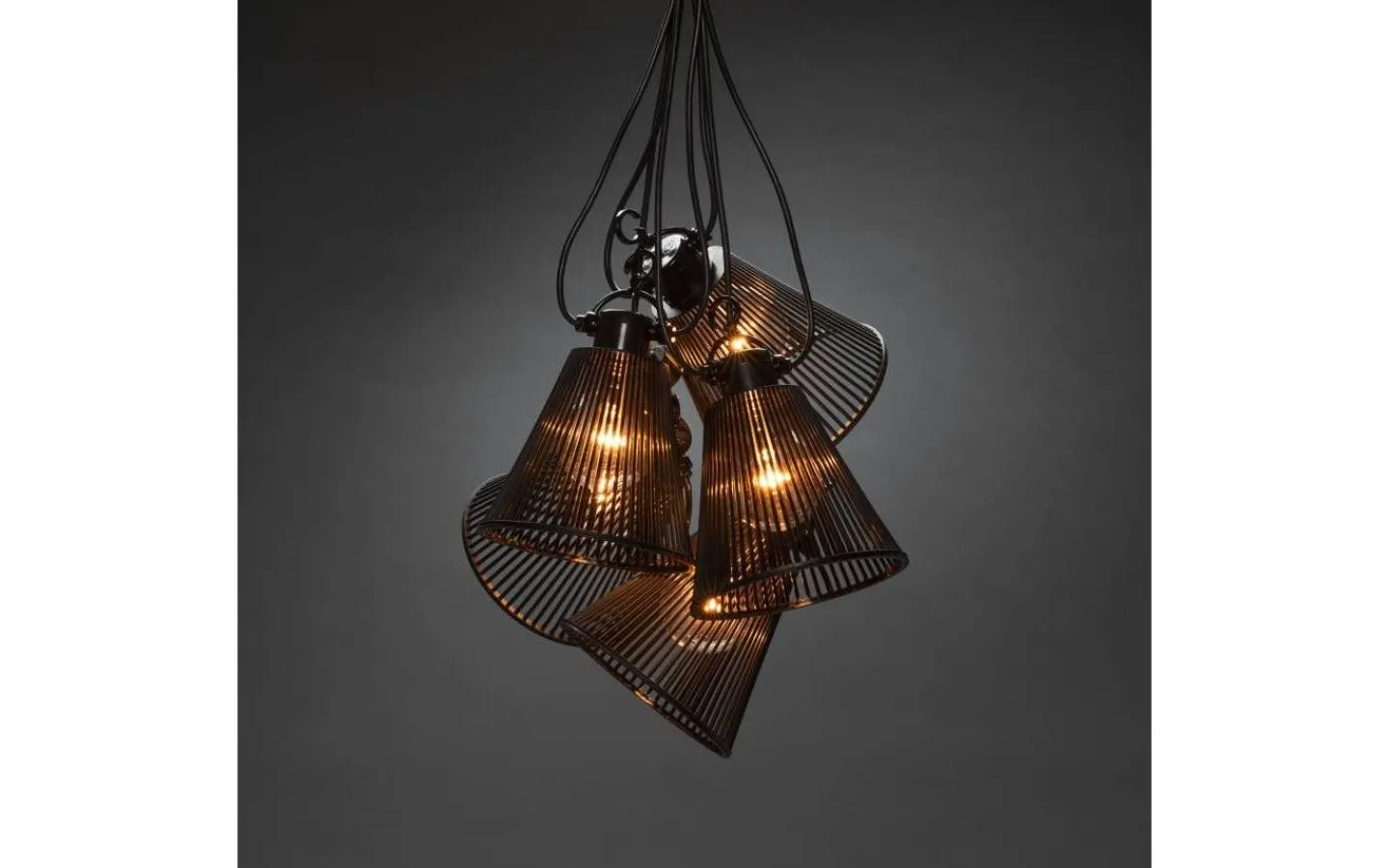 Partyslingor Utomhus 230V|Partyslingor Utomhus 230V<Konstsmide Ambura Ljusslinga EXTRA 9,15m 10L med skärmar Svart/Amber IP44