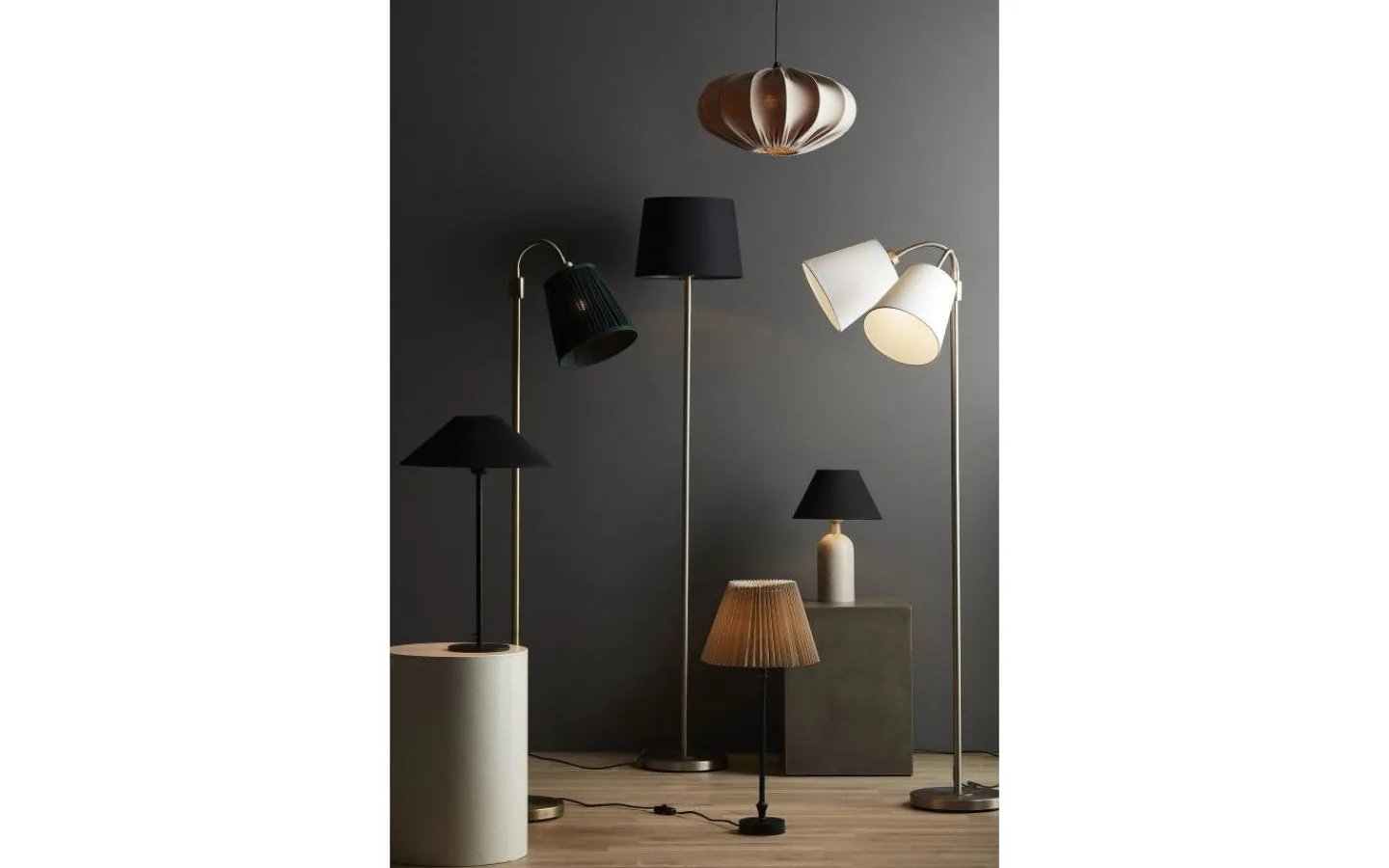 Golvfötter|Golvläslampor<PR Home Amy Enarmad Golvfot 150cm Krom