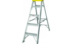 Arbetstrappstege med verktygshylla, 4 steg