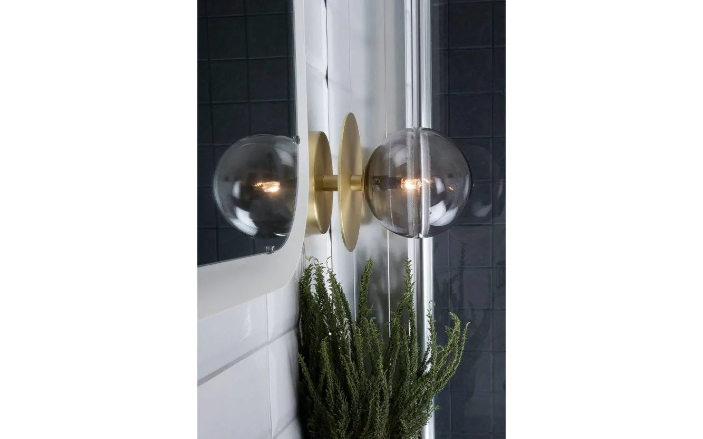 Badrum|Badrumslampor Vägg<Globen Lighting Art Deco Badrumslampa Mässing/Rök IP44