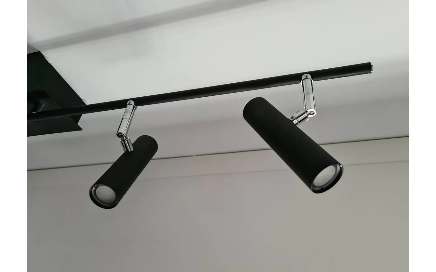 Artic Takspotlight 106cm LED 5x6W 3000K Svart/Krom