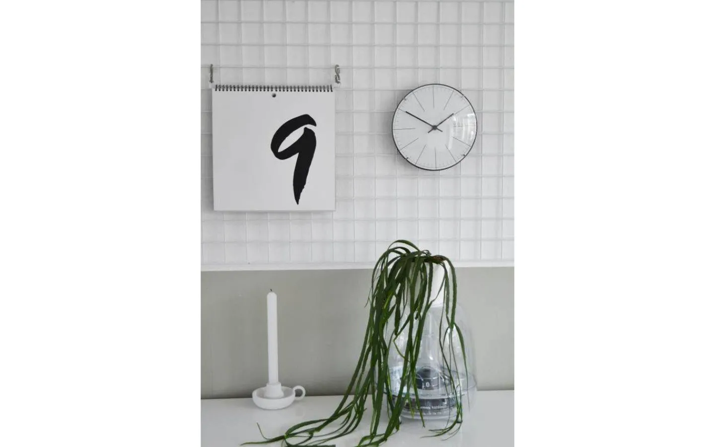 NeXtime Big Stripe Mini Dome Väggklocka Ø20cm Vit* Väggklockor