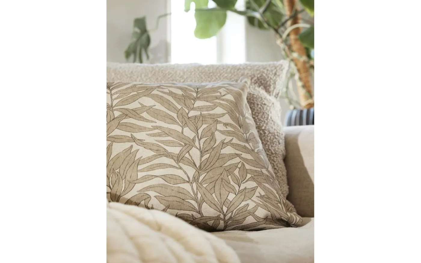 Blad Metervara 140cm Beige