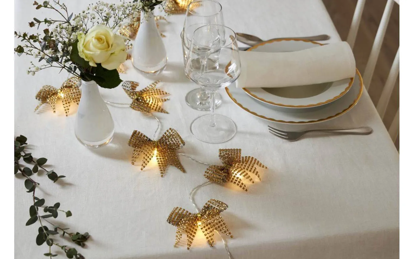 Bowie Batteridriven Ljusslinga 2,25m Mässing/Guld