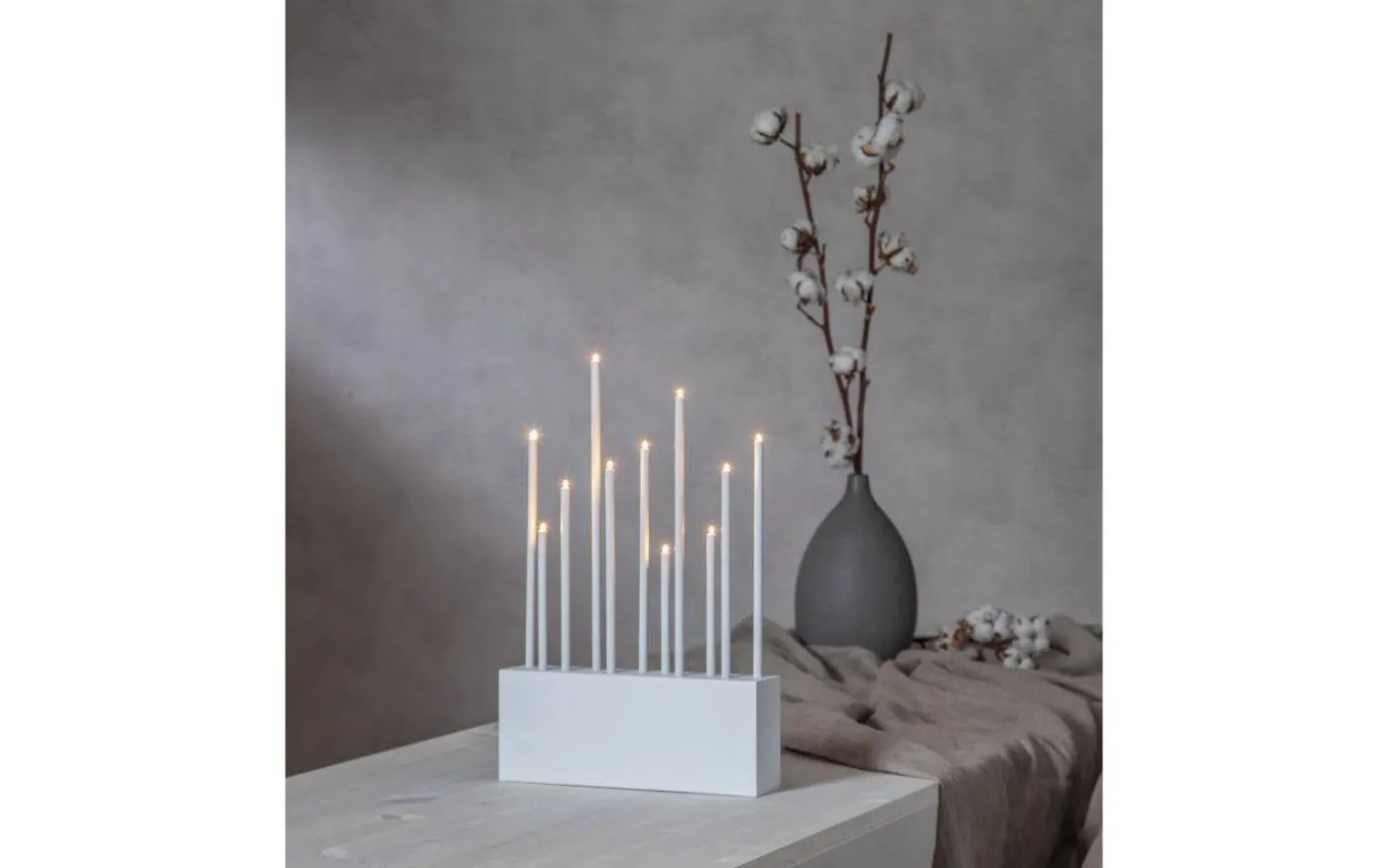 Buzz Adventsljusstake 43cm Vit