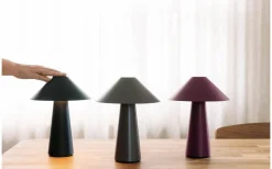 Globen Lighting Cannes Portabel Bordslampa 26cm Burgundy IP44* Uppladdningsbara Lampor Utomhus|Uppladdningsbara Lampor Utomhus