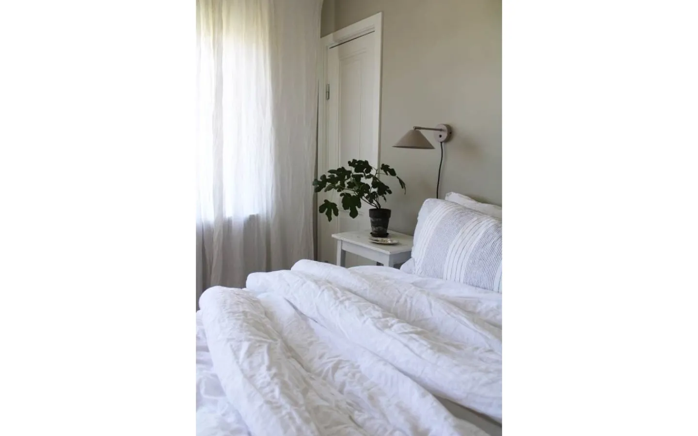 Läslampor<Globen Lighting Cannes Vägglampa 20cm Mud