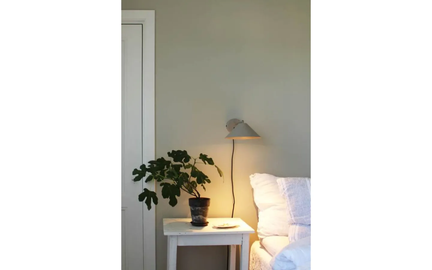 Läslampor<Globen Lighting Cannes Vägglampa 20cm Mud