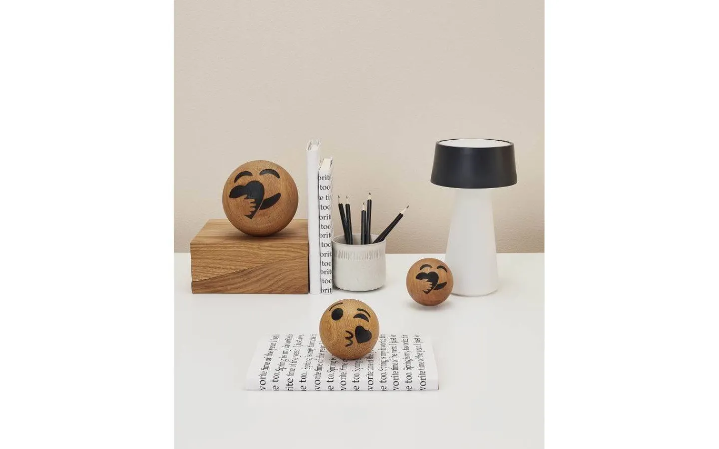 Spring Copenhagen Care Emojiboll 7cm Ek* Trädekorationer