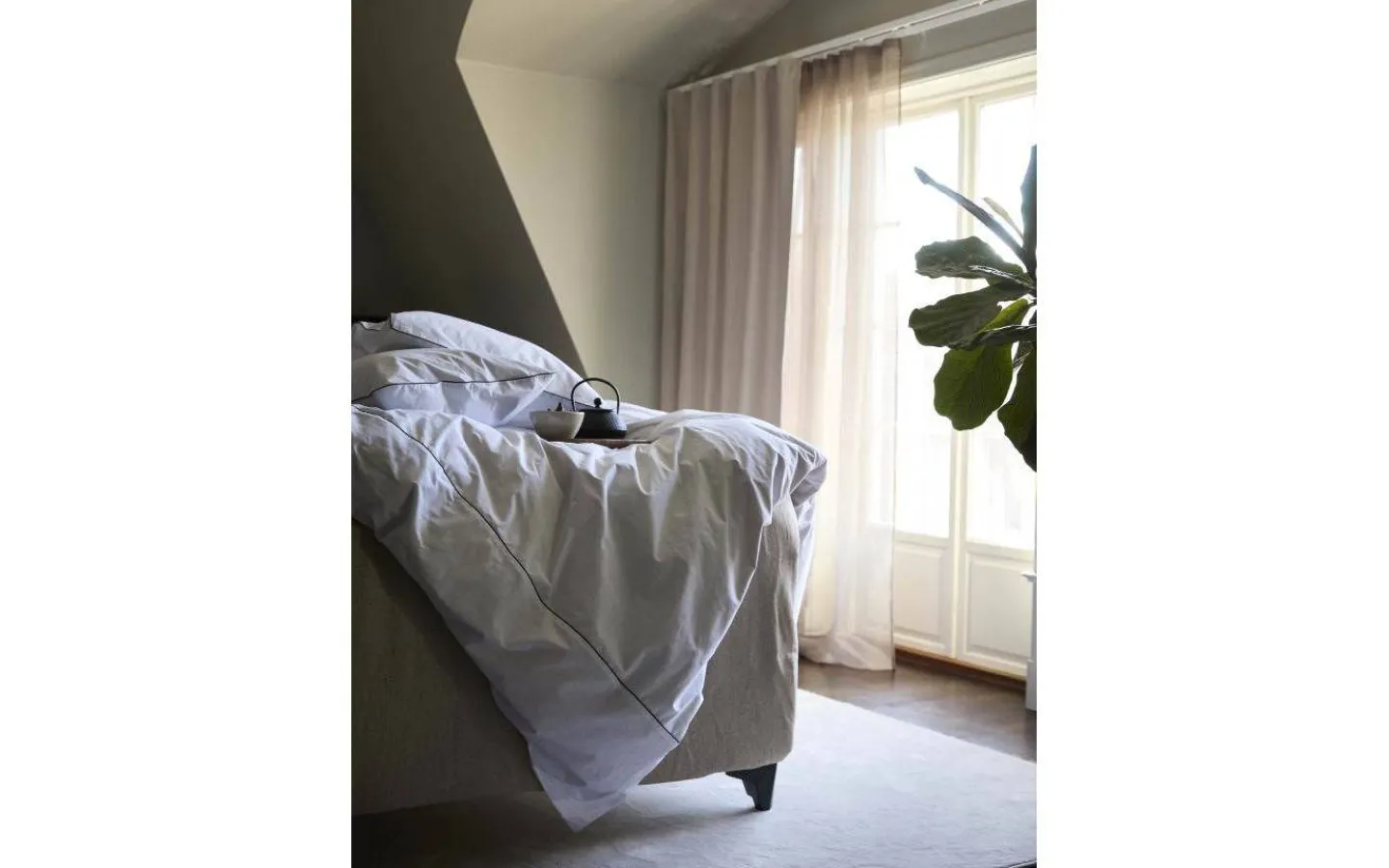 Svanefors Carlton Bäddset 220x220cm Vit* Påslakanset