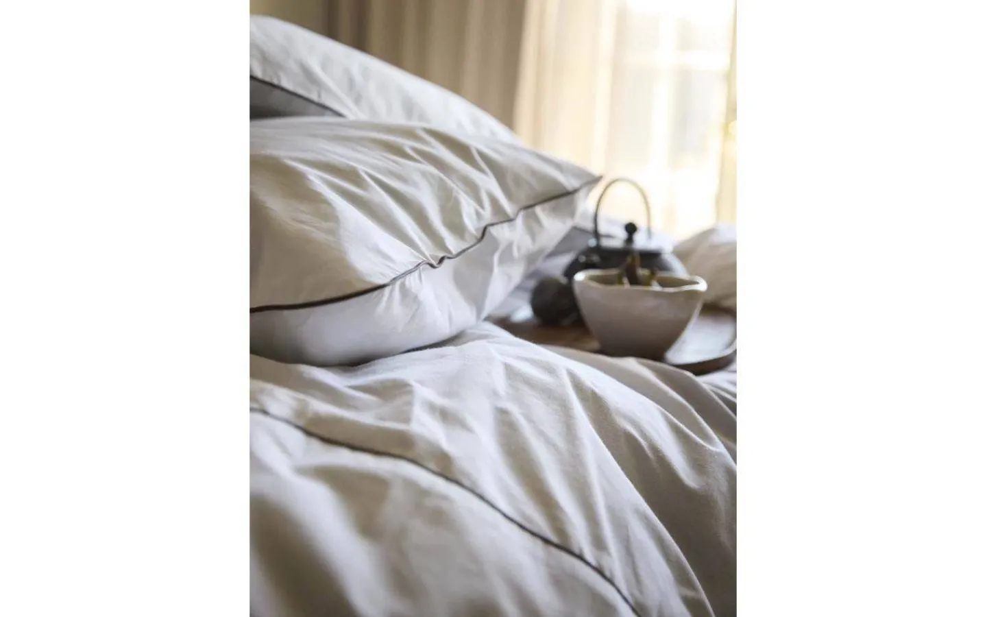 Svanefors Carlton Bäddset 220x220cm Vit* Påslakanset