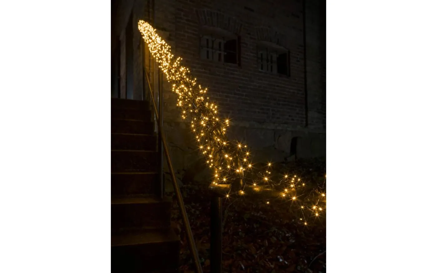 Cluster Ljusslinga 8,6m Amber med Chaser IP44