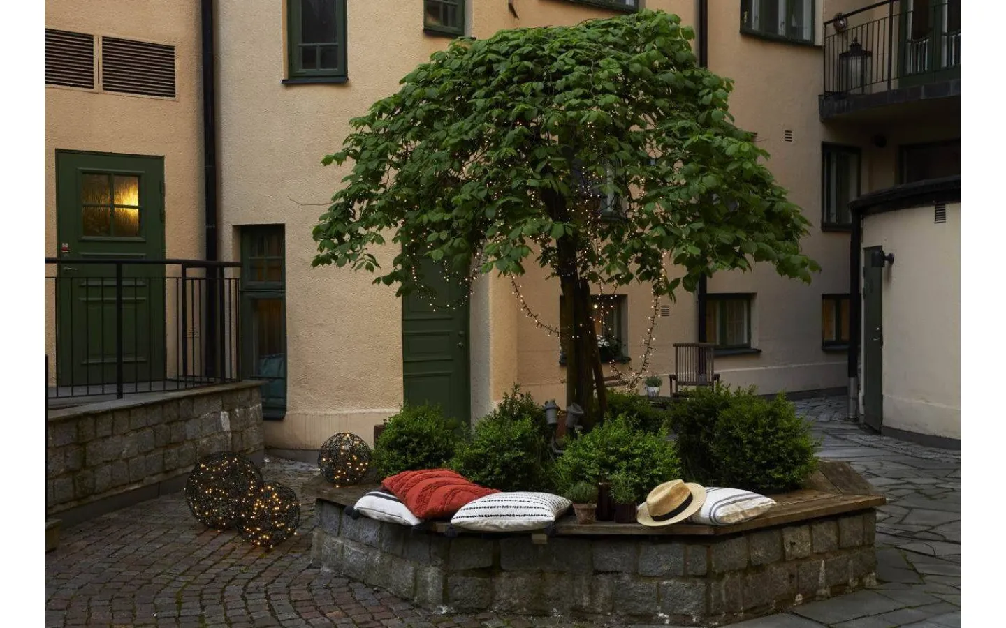 Långa Ljusslingor (11-20M)|Clusterslingor<Star Trading Clusterslinga Crispy Ice White 16m 800LED IP44