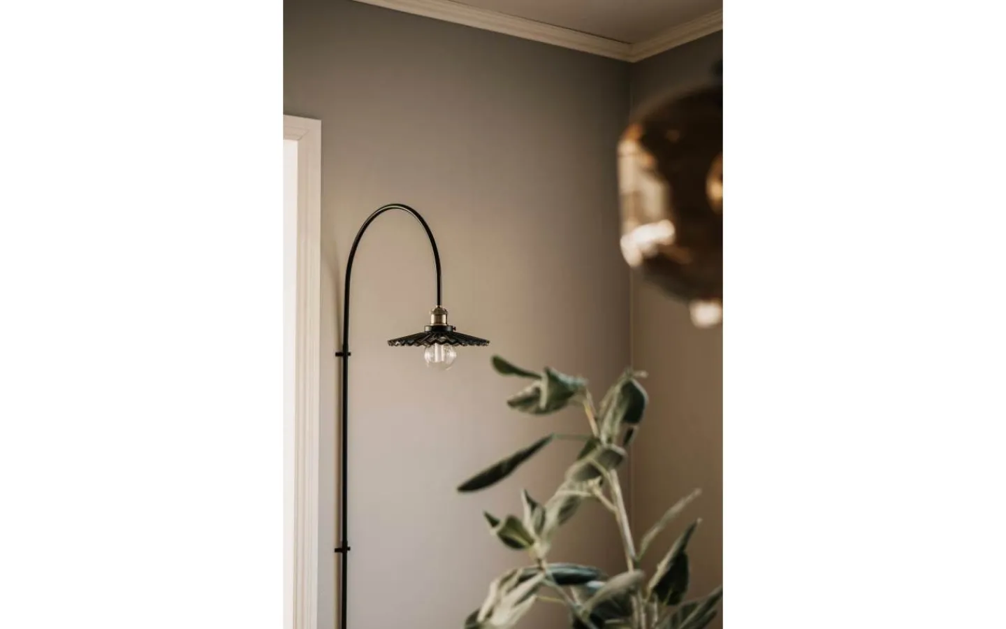 Globen Lighting Cobbler Vägglampa 150cm Rök* Lampetter