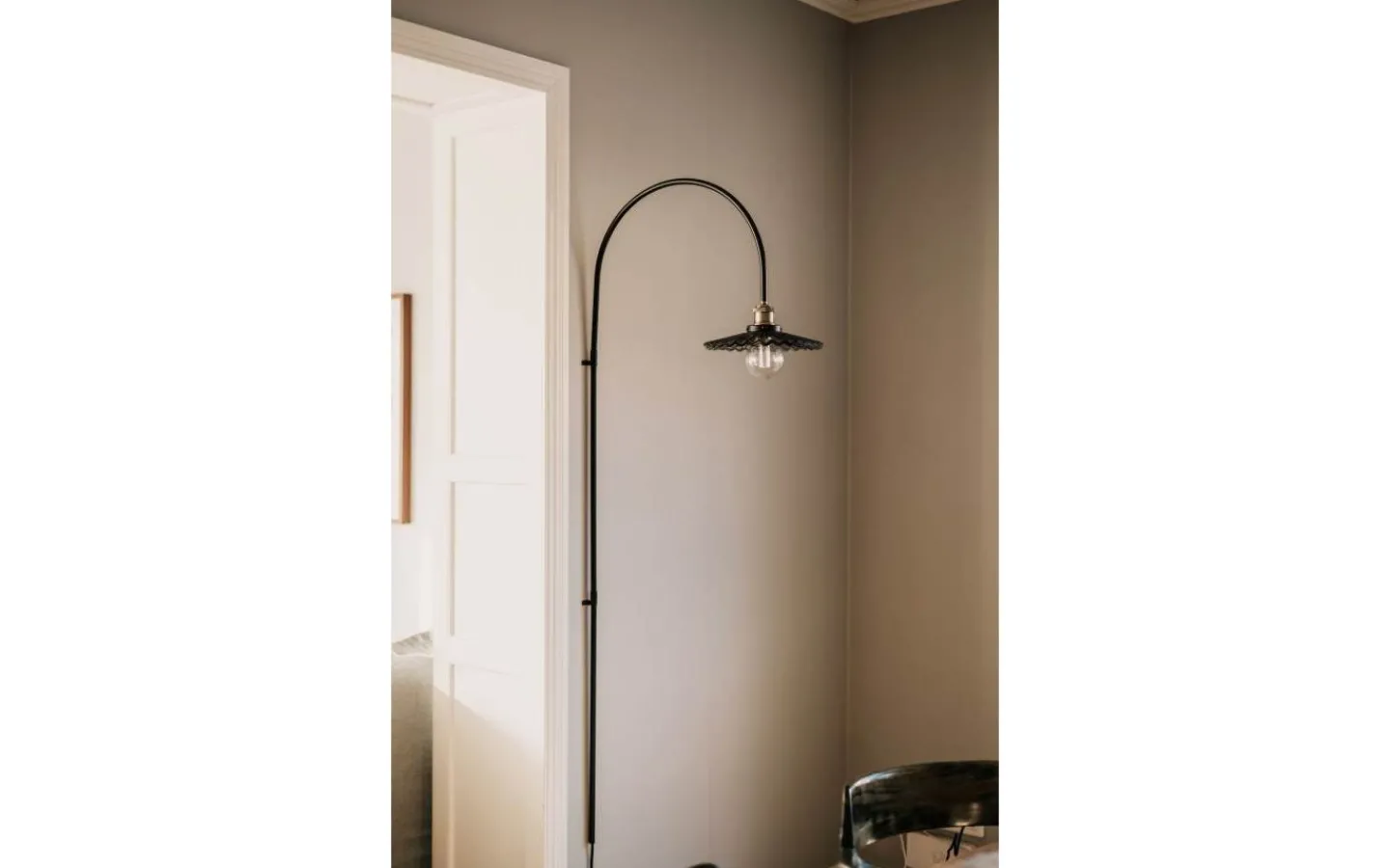 Globen Lighting Cobbler Vägglampa 150cm Rök* Lampetter