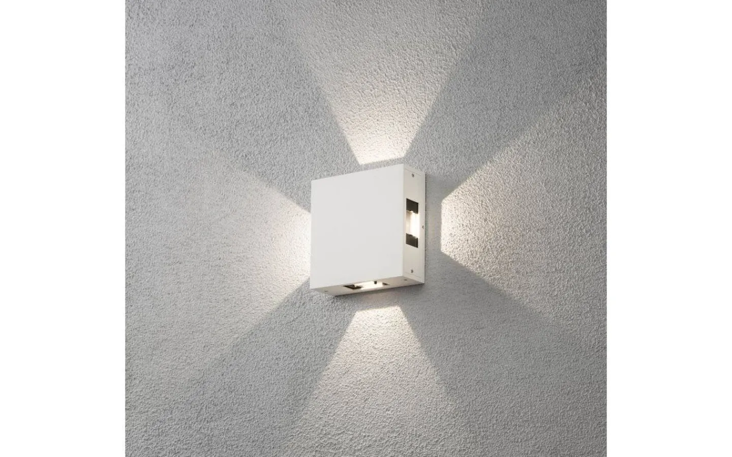 Konstsmide Cremona Vägglampa Justerbar LED 3000K 4x3W Vit IP54* Vägglampor Utomhus