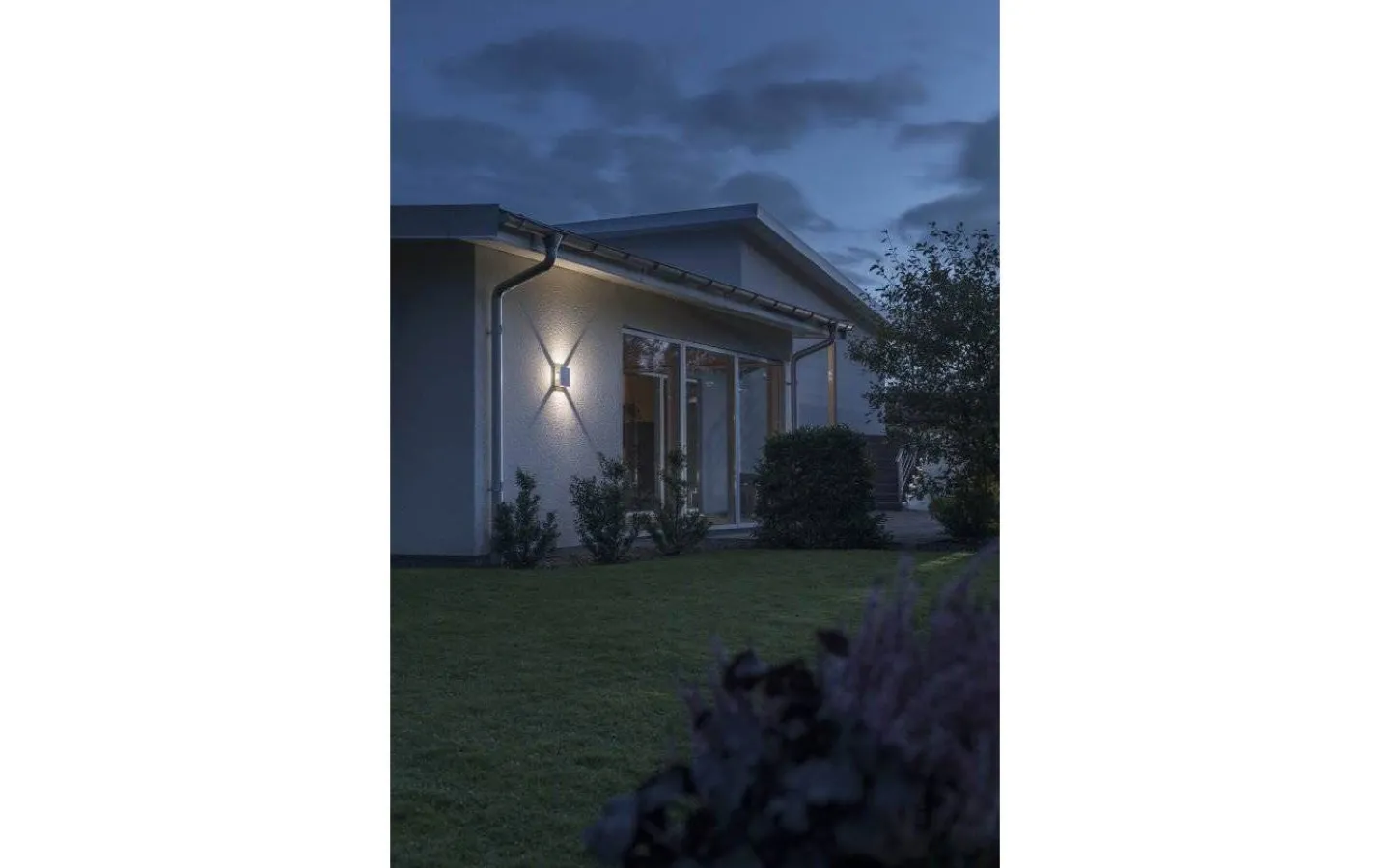 Konstsmide Cremona Vägglampa Justerbar LED 3000K 4x3W Vit IP54* Vägglampor Utomhus