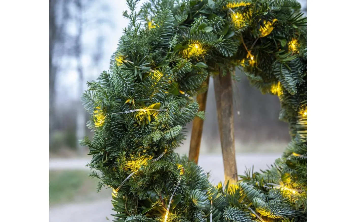 Dew Drop Micro Batteridriven Ljusslinga 7,2m Transparent Varmvit med Chaser