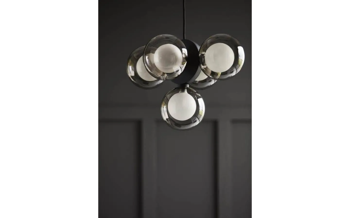 Vardagsrum|Hall & Trappa<CO Bankeryd Discus Taklampa