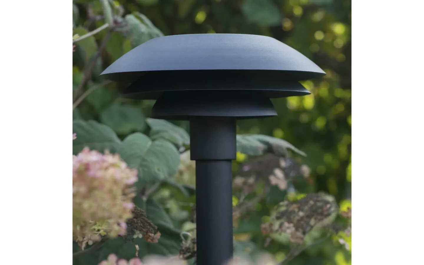 Dyberg Larsen DL31 Pollare 100cm Svart IP44* Pollare & Grindlyktor