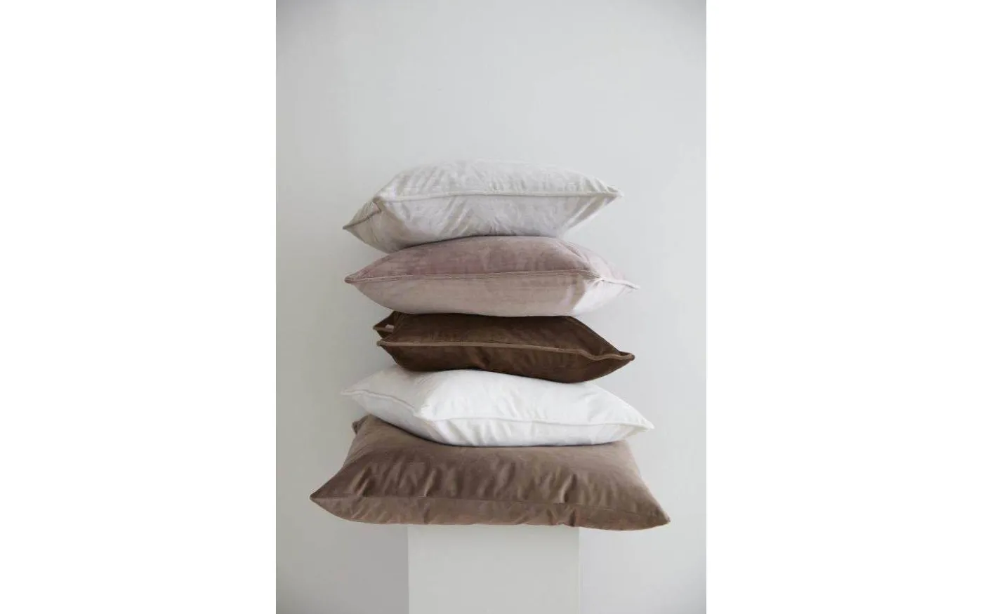 Elise Kuddfodral Brun 45x45cm