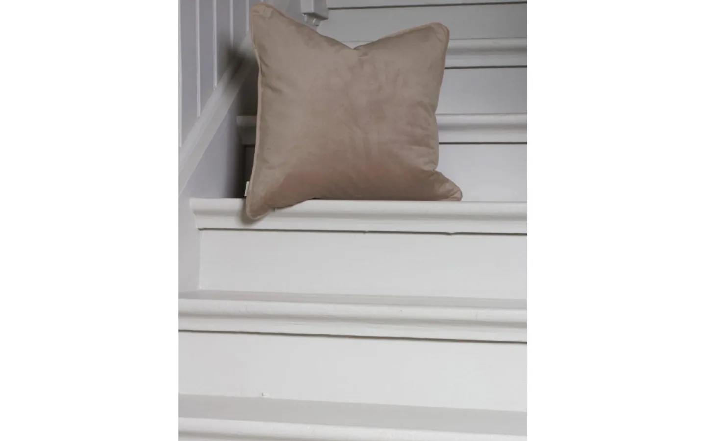 Svanefors Estelle Sammet Kuddfodral Sand 45x45cm* Kuddfodral