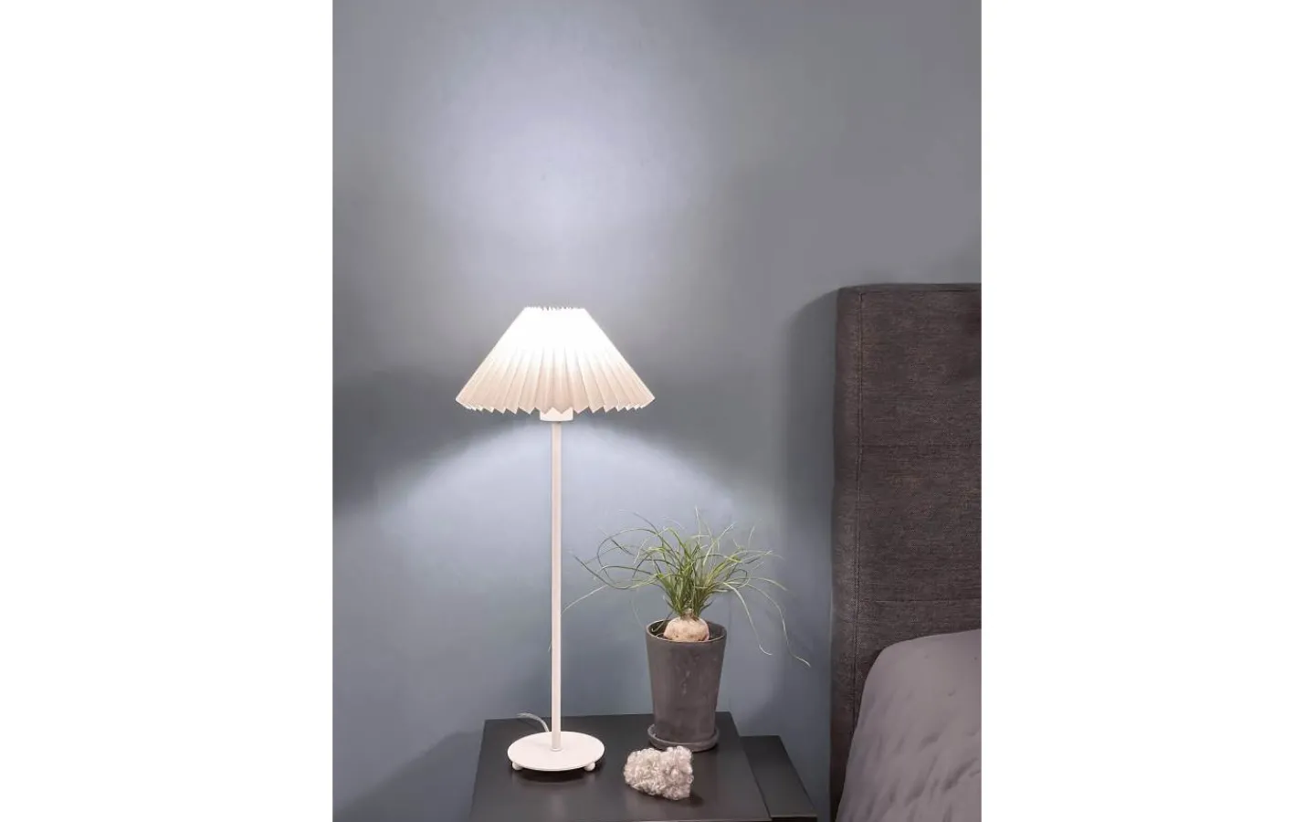 Aneta Ester Lampfot 53cm Vit* Lampfötter