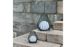 Dyberg Larsen Evesham Laddbar/Solcells Lykta 38cm LED 2700K Grön IP44* Ljuslyktor|Uppladdningsbara Lampor Utomhus