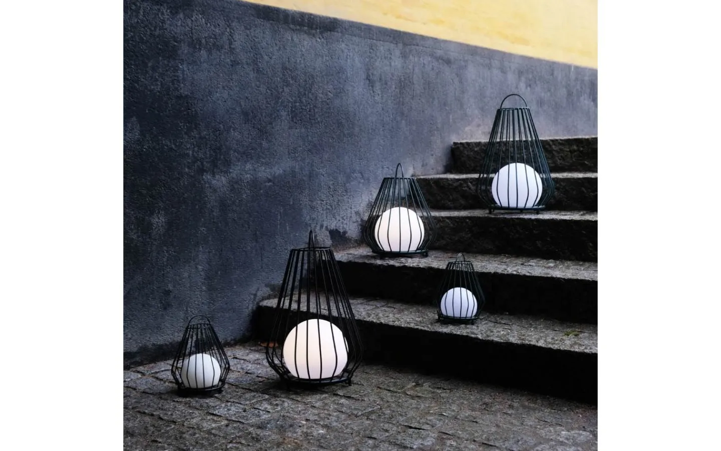 Ljuslyktor|Uppladdningsbara Lampor Utomhus<Dyberg Larsen Evesham Laddbar/Solcells Lykta 48cm LED 2700K Grön IP44