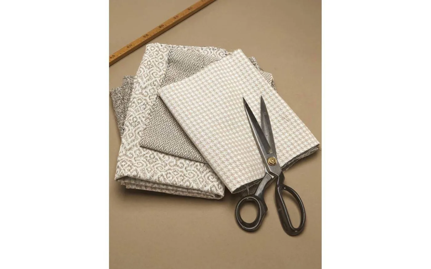 Fini Möbeltyg Metervara 140cm Lin