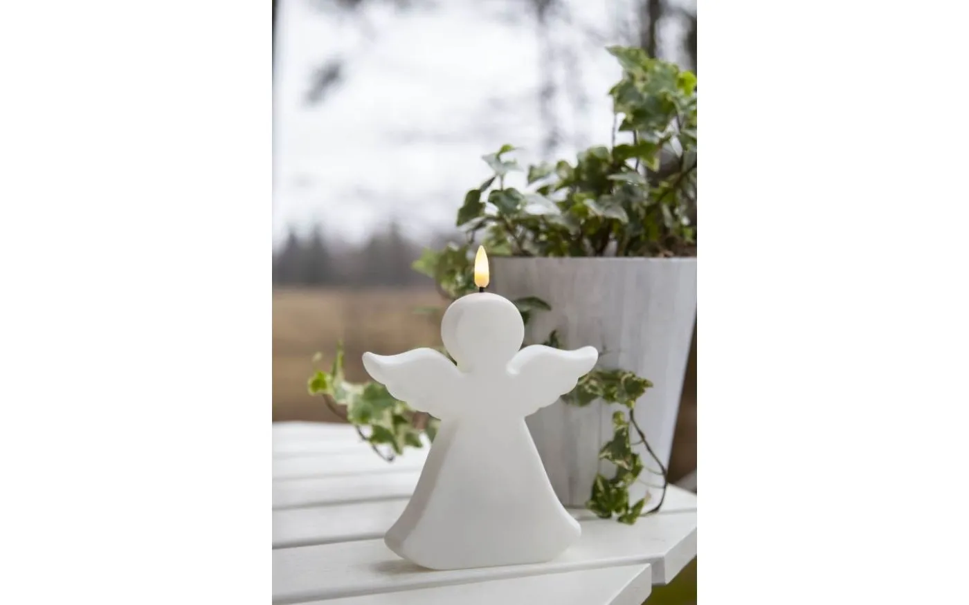 Flamme Batteridriven Gravljus Angel 18cm Timer 200h Vit IP44
