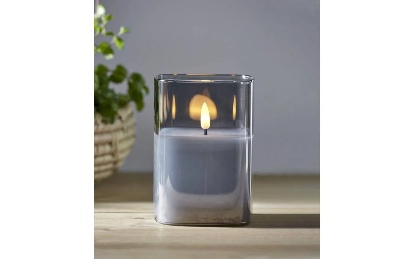 Flamme Blockljus i Glas 12,5cm Svart