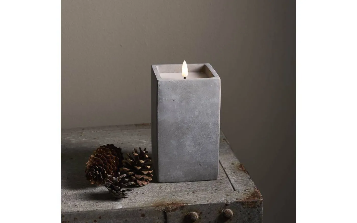 Flamme Cem Batteridrivet Blockljus 17cm Grå