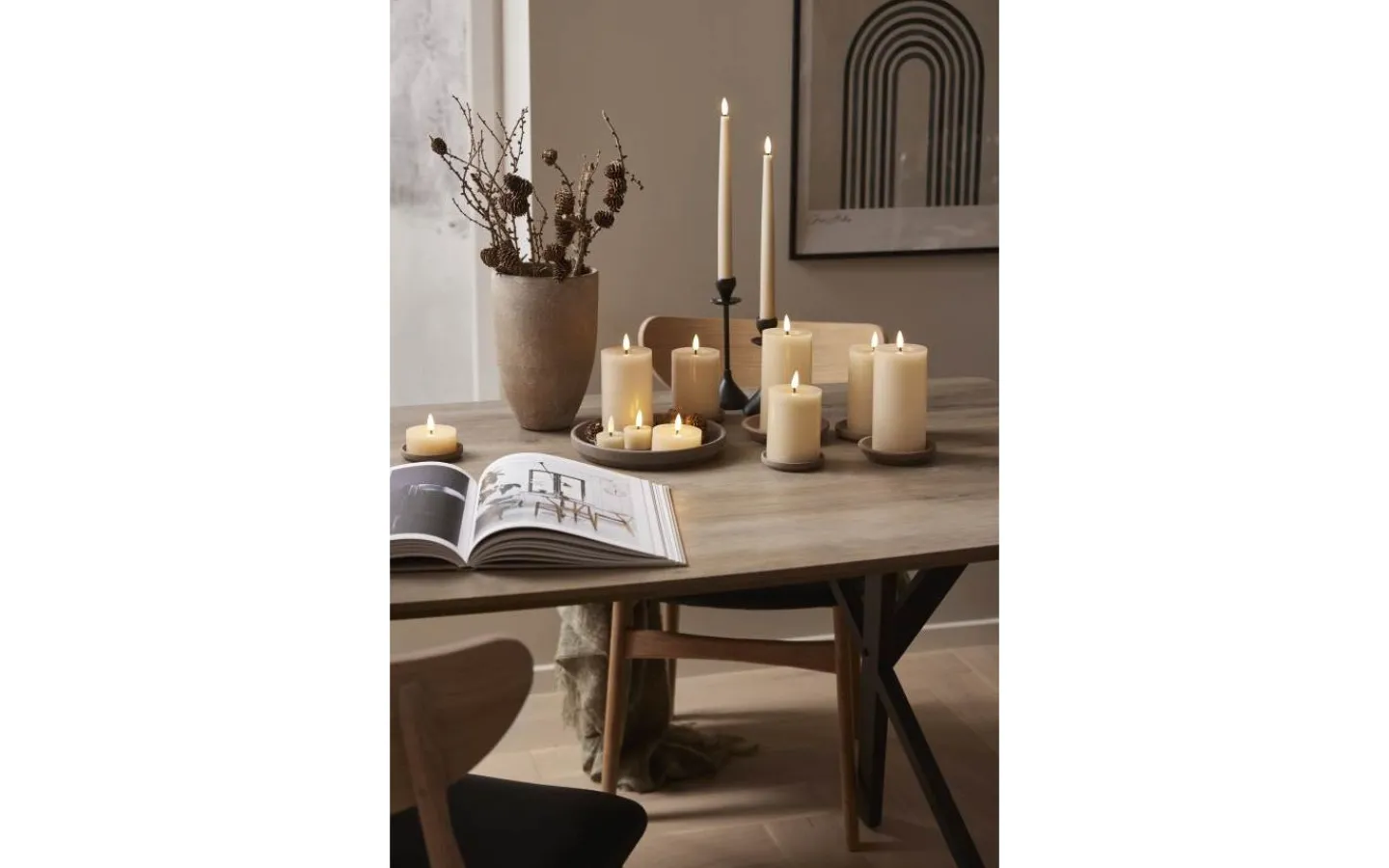 Flamme Batteriljus (Hela Serien)|Flamme Batteriljus (Hela Serien)<Star Trading Flamme Flow Batteridrivet Blockljus 15cm Beige