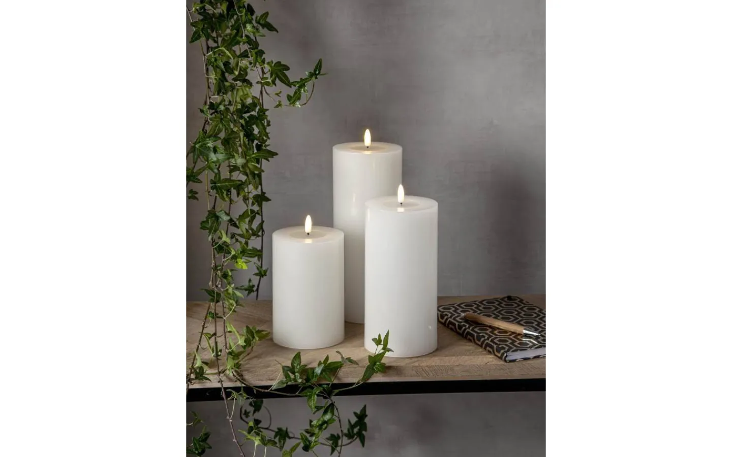 Flamme Batteriljus (Hela Serien)|Flamme Batteriljus (Hela Serien)<Star Trading Flamme Flow Batteridrivet Blockljus 27,5cm Longlife 2500h Vit