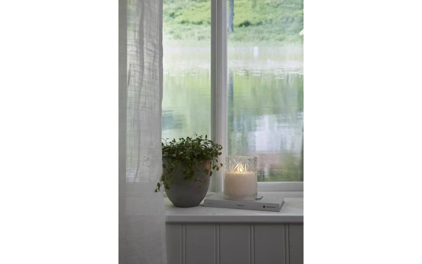 Flamme Romb Batteridriven Ljuslykta 13cm Vit