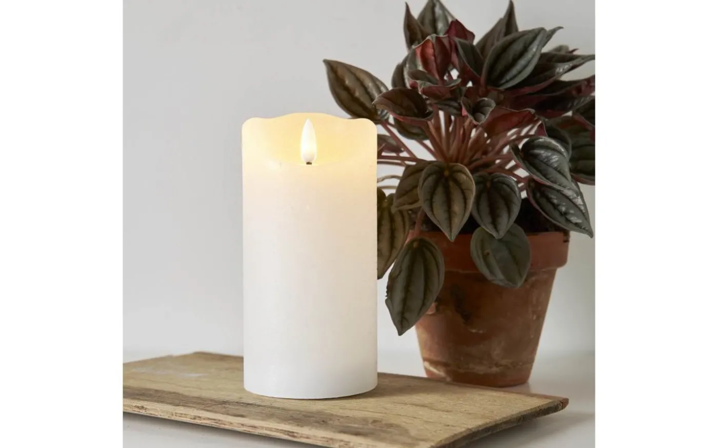 Flamme Rustic Batteridrivet Blockljus 15cm Vit