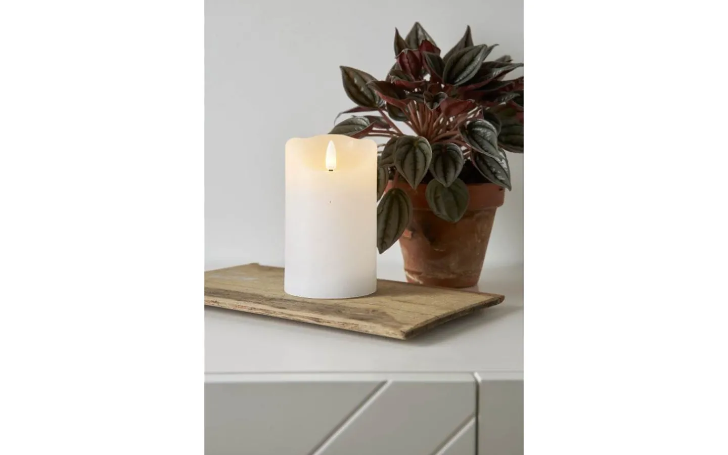 Flamme Batteriljus (Hela Serien)|Flamme Batteriljus (Hela Serien)<Star Trading Flamme Rustic Batteridrivet Blockljus 12,5cm Vit