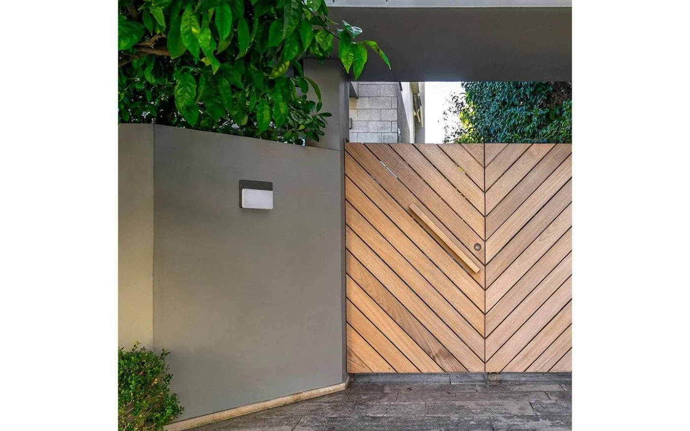 Gavin Vägglampa LED 3000K 13W Antracitgrå IP65