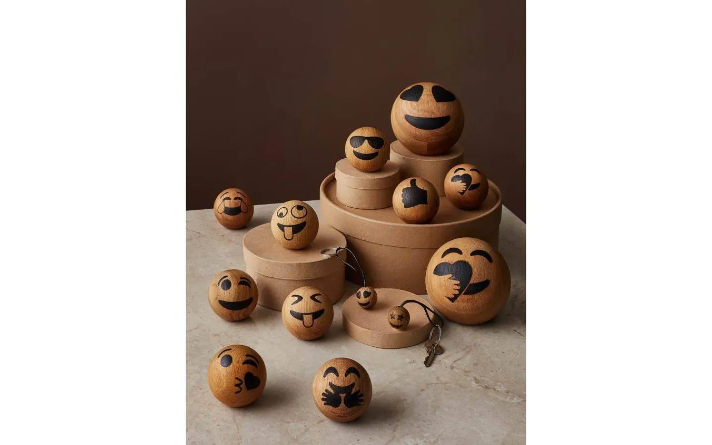 Trädekorationer<Spring Copenhagen Heart Eyes Emoji Nyckelring Ø3cm Ek