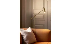 Globen Lighting Hubble Read Golvlampa 140cm Borstad Mässing* Golvläslampor