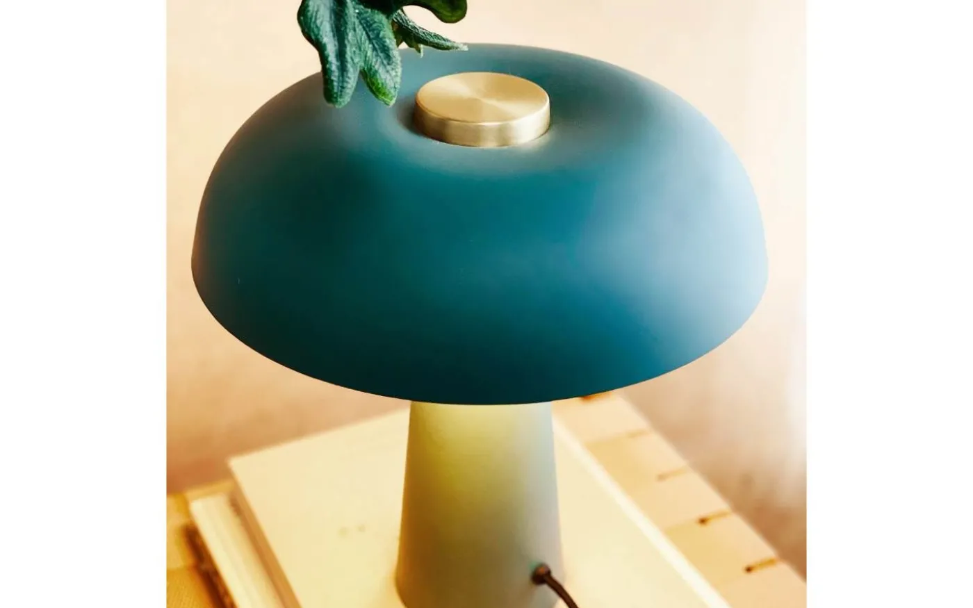 Iris Bordslampa 28cm Mörkgrön