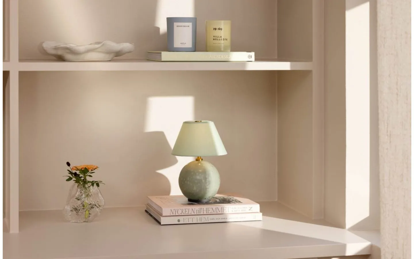 Uppladdningsbara Lampor Inomhus|Bordslampor<Globen Lighting Iris Portabel Bordslampa 23cm Grön