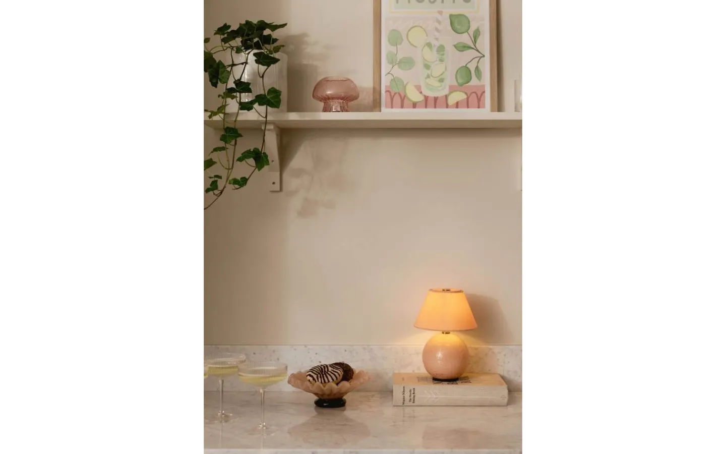 Uppladdningsbara Lampor Inomhus|Bordslampor<Globen Lighting Iris Portabel Bordslampa 23cm Blush