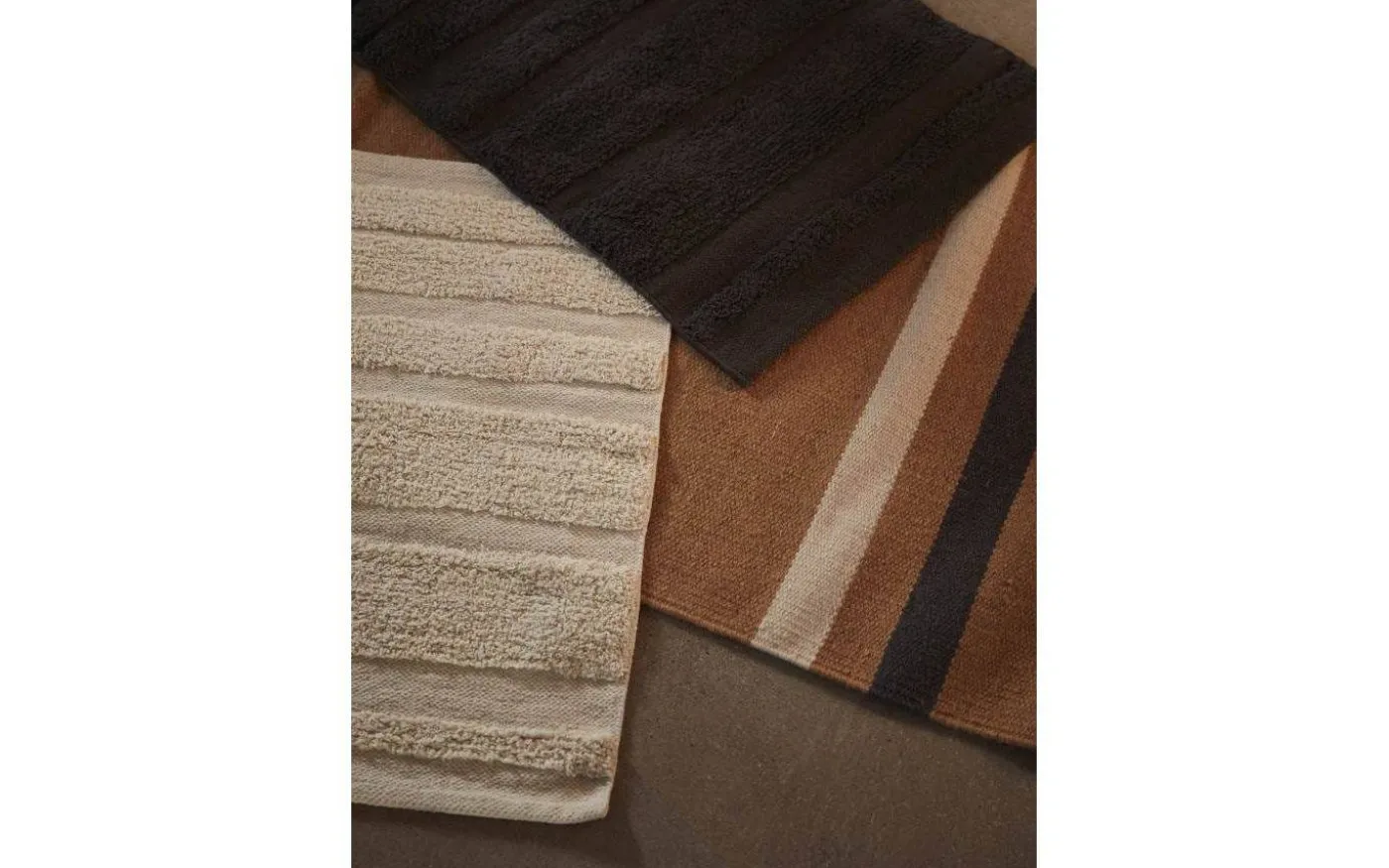 Jeff Ullmatta Iskaffe 70x140cm