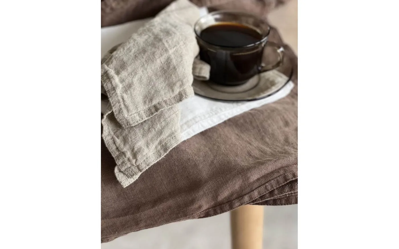 Julie Servett 45x45cm Lin