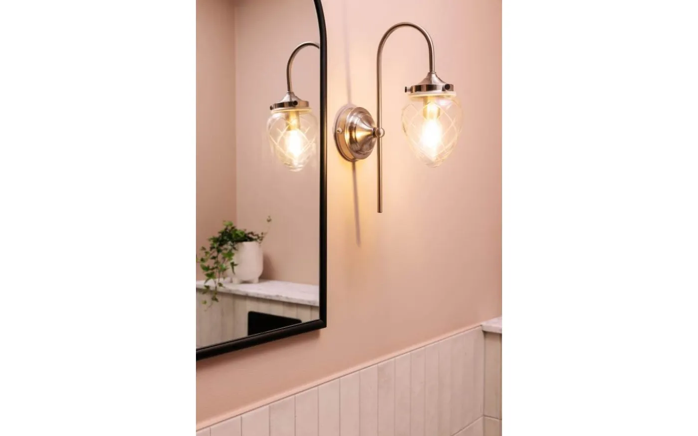 Juni Vägglampa Antikstål/Klar IP44