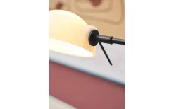 Kjøbenhavn Vägglampa Grande Svart/Opal