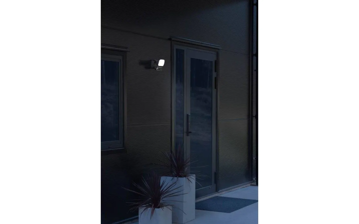 Konstsmide Smartlight 10W LED Wifi, Kamera, Högtal, Mikr.* Led Strålkastare